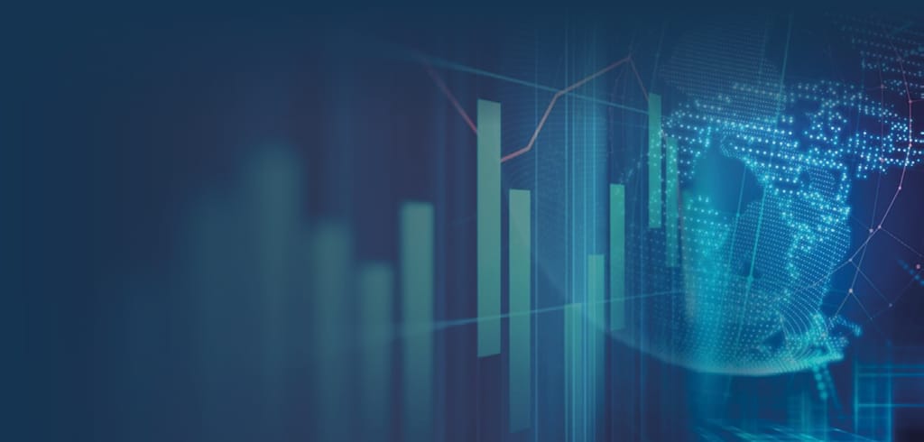 Grafik mit digitalen Datenvisualisierungen. Vertikale Balken repräsentieren Datenanalysen, während eine Weltkugel mit Netzwerkmustern im Hintergrund sichtbar ist. Blau und grün dominate Farben.